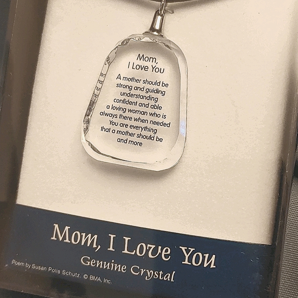 Mom necklace